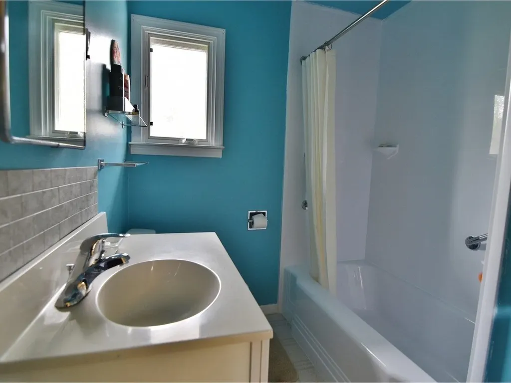 13 Deane Street South Burlington VT 05403