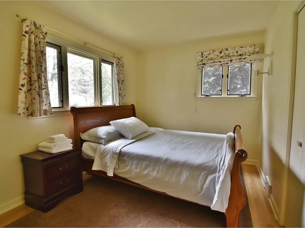 13 Deane Street South Burlington VT 05403