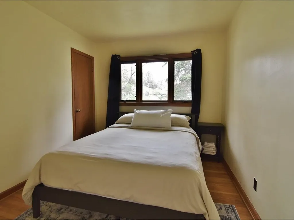 13 Deane Street South Burlington VT 05403