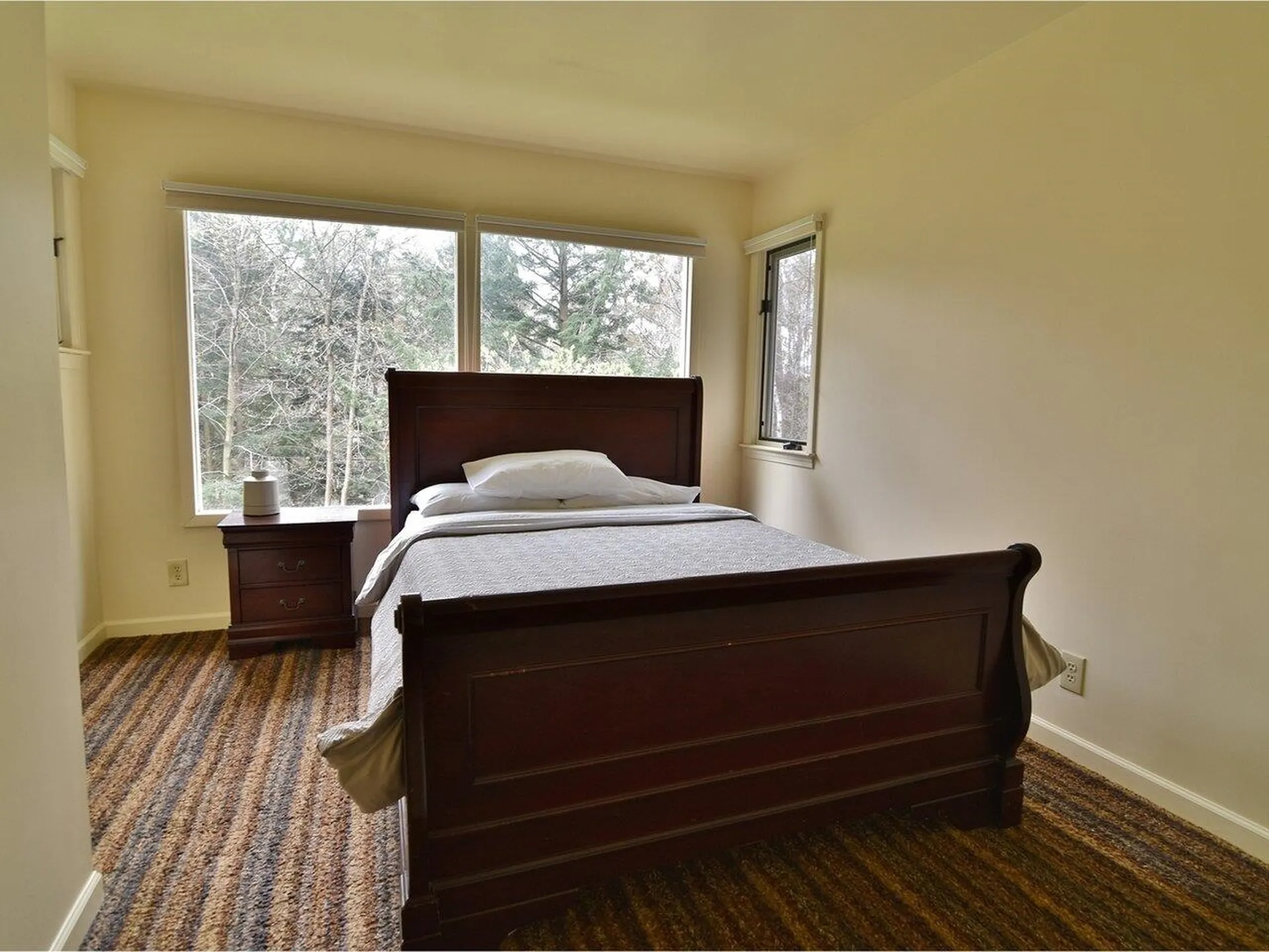 13 Deane Street South Burlington VT 05403
