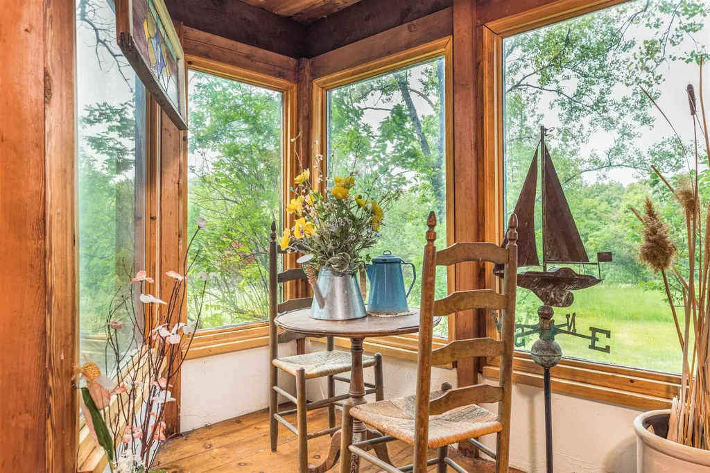 16 Cate Road Deerfield NH 03037