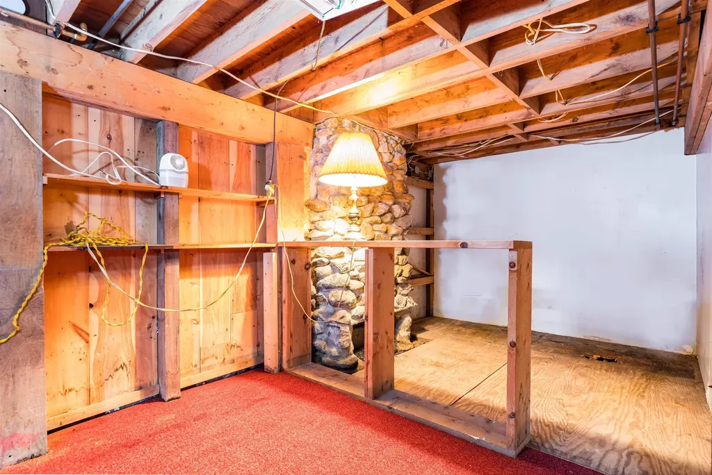 16 Cate Road Deerfield NH 03037