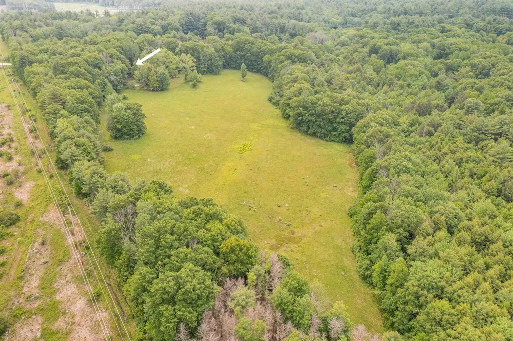 16 Cate Road Deerfield NH 03037
