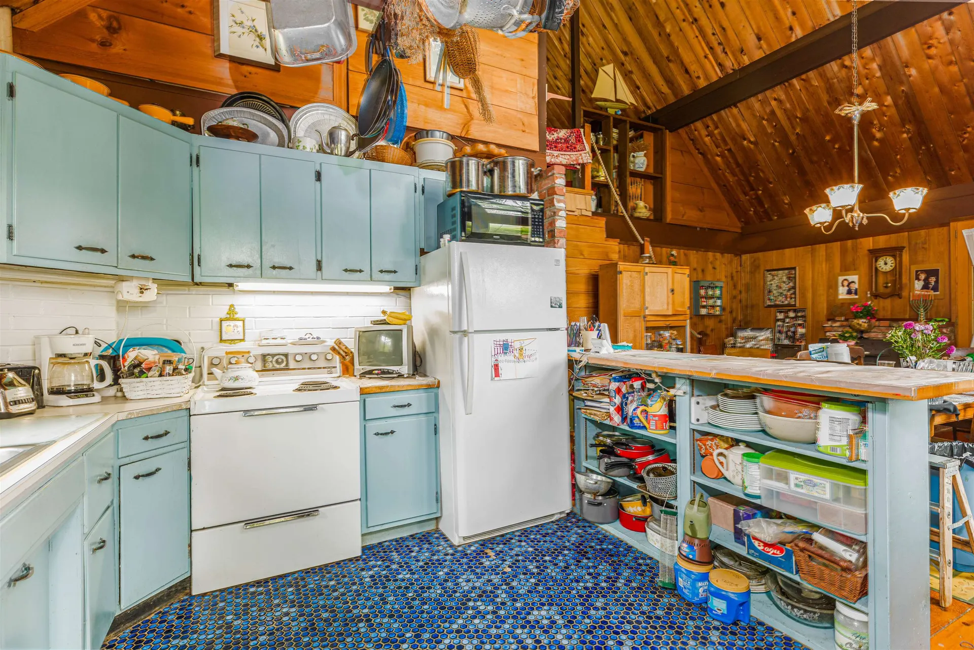 16 Cate Road Deerfield NH 03037