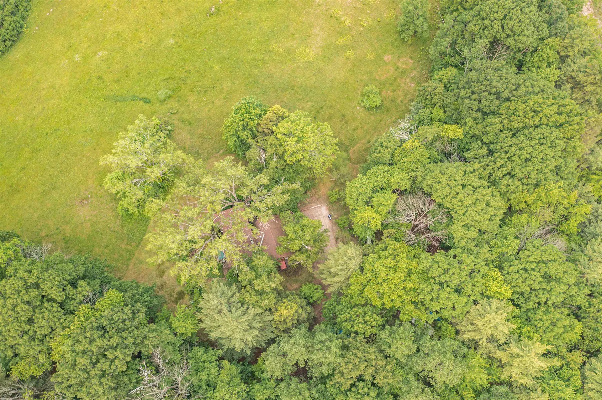 16 Cate Road Deerfield NH 03037