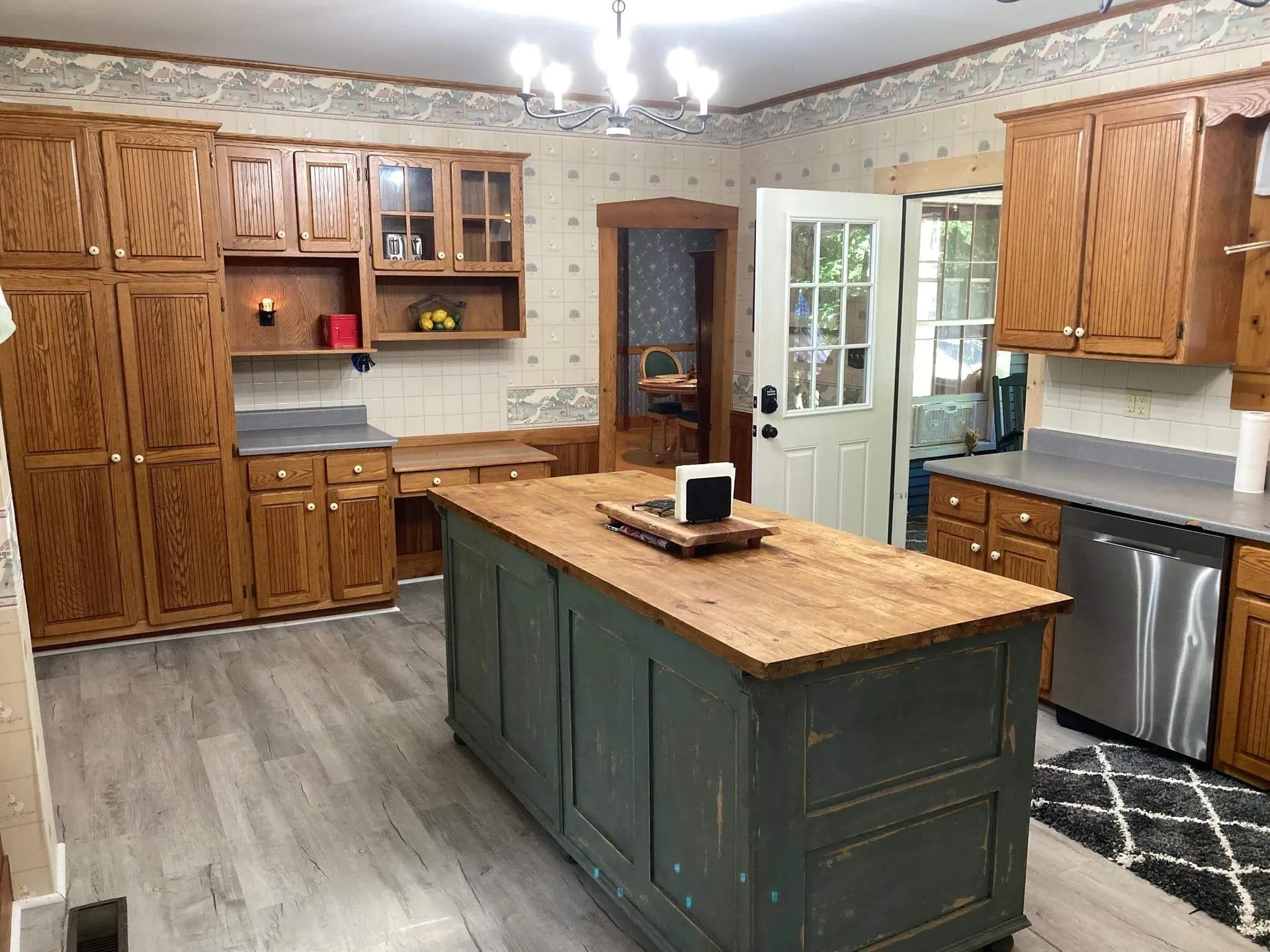 31 Congress Court Barton VT 05822