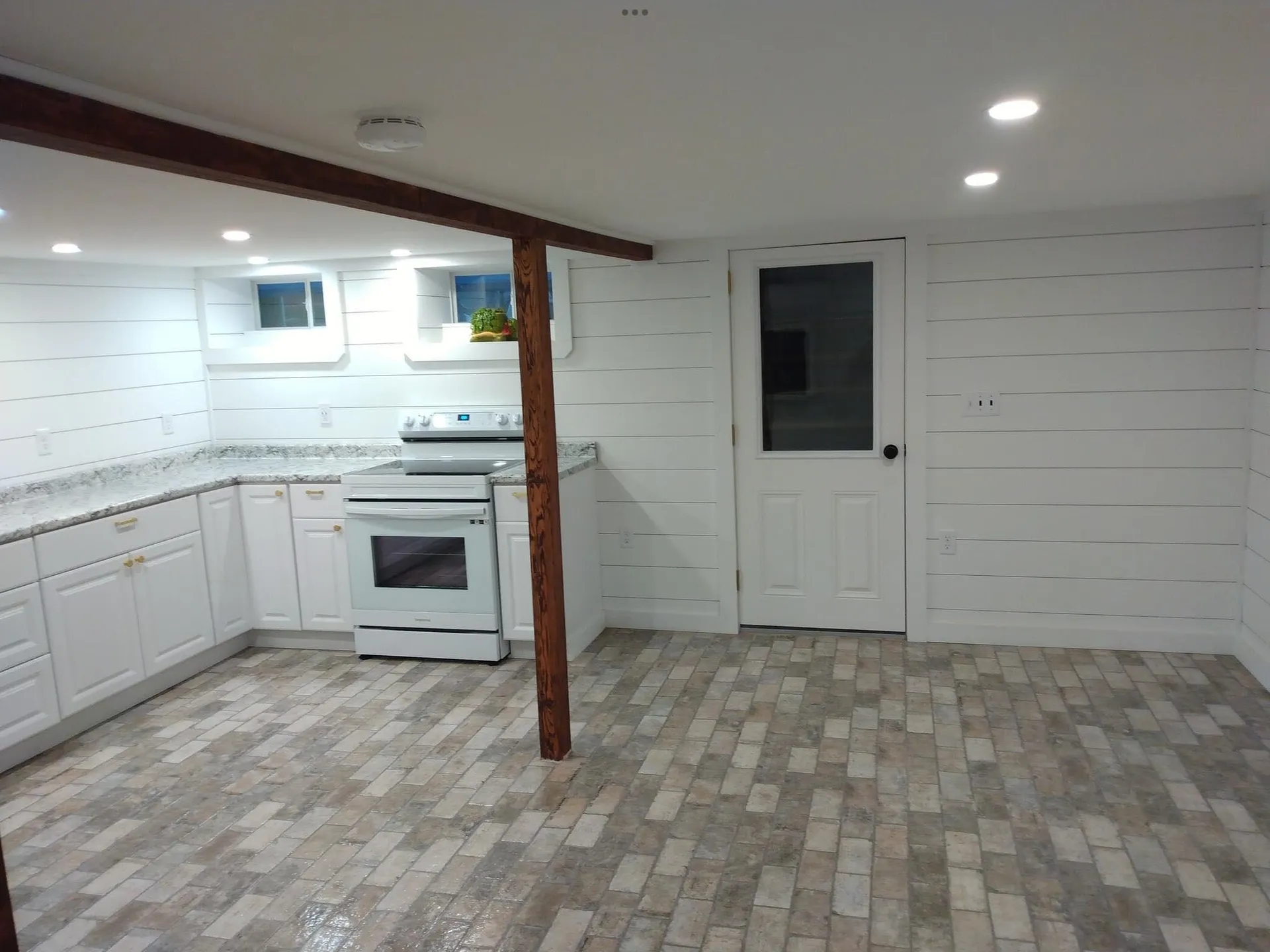 31 Congress Court Barton VT 05822