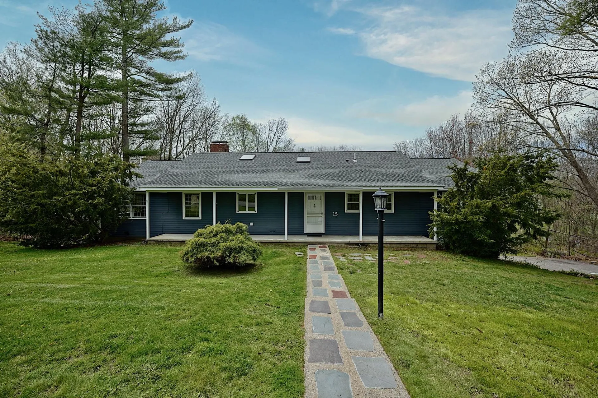 15 Juniper Road North Hampton NH 03862