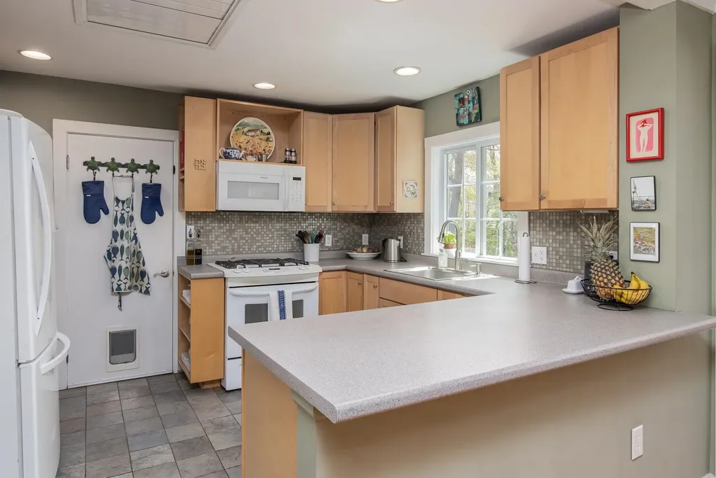 54 Dunklee Street Concord NH 03301