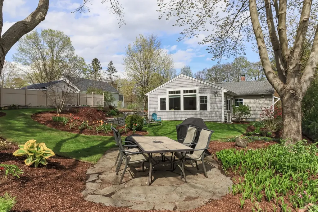 54 Dunklee Street Concord NH 03301