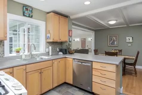 54 Dunklee Street Concord NH 03301