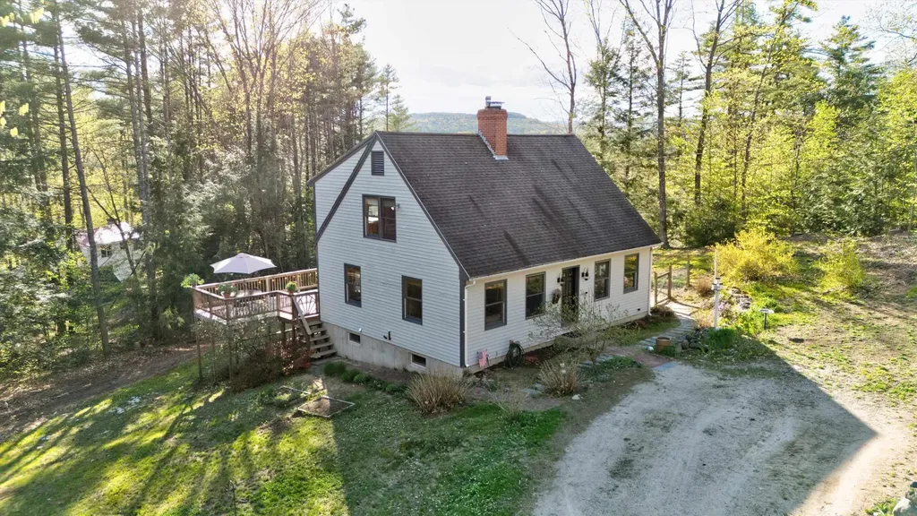 26 Balch Farm Road Bennington NH 03442