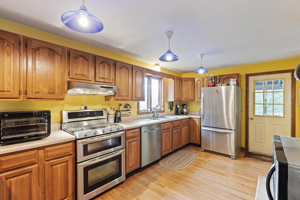 26 Balch Farm Road Bennington NH 03442