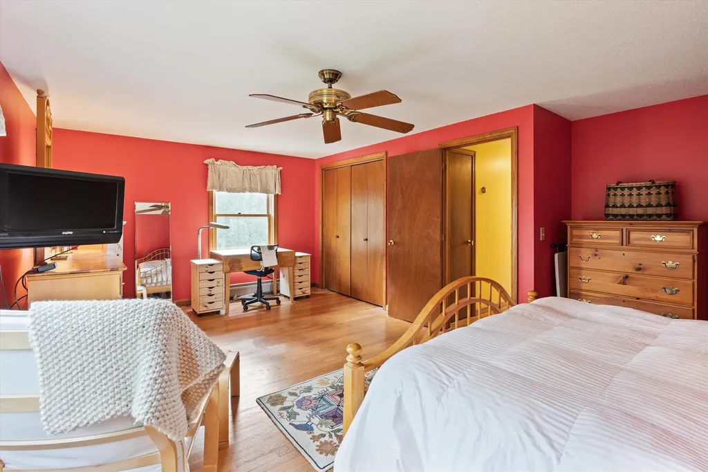 26 Balch Farm Road Bennington NH 03442