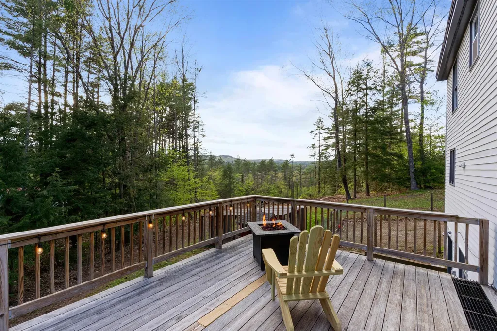 26 Balch Farm Road Bennington NH 03442