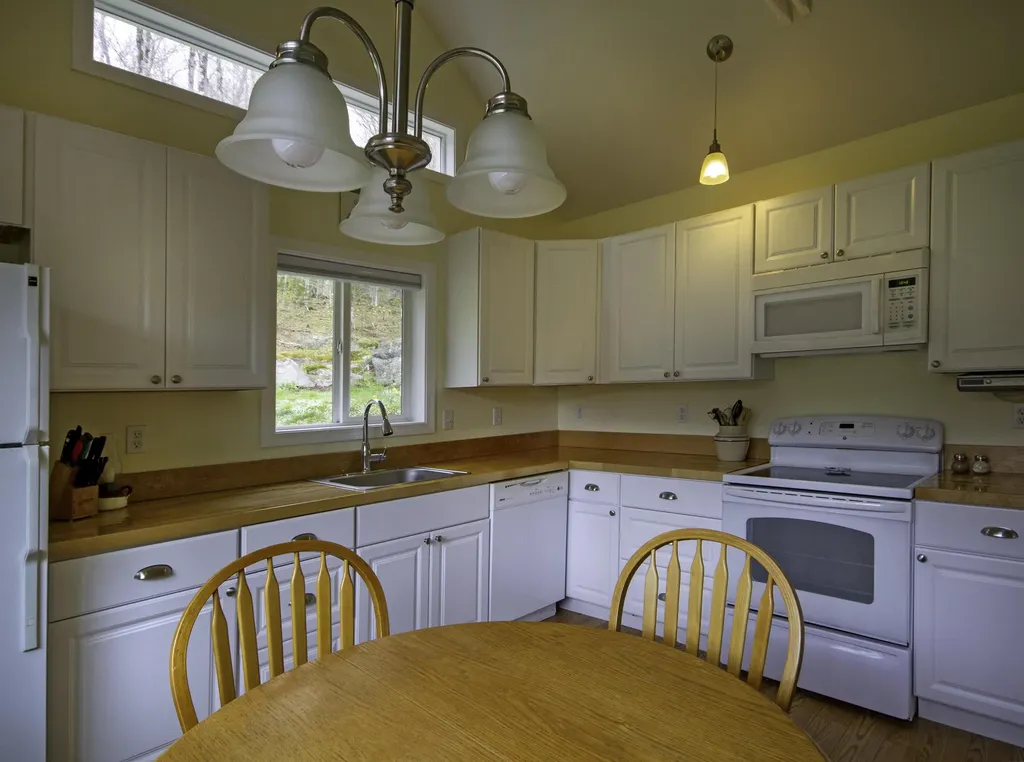 383 Moody Road Lincoln VT 05443