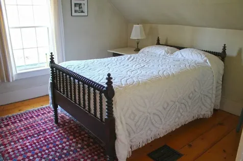 1070 Hells Peak Road Londonderry VT 05148