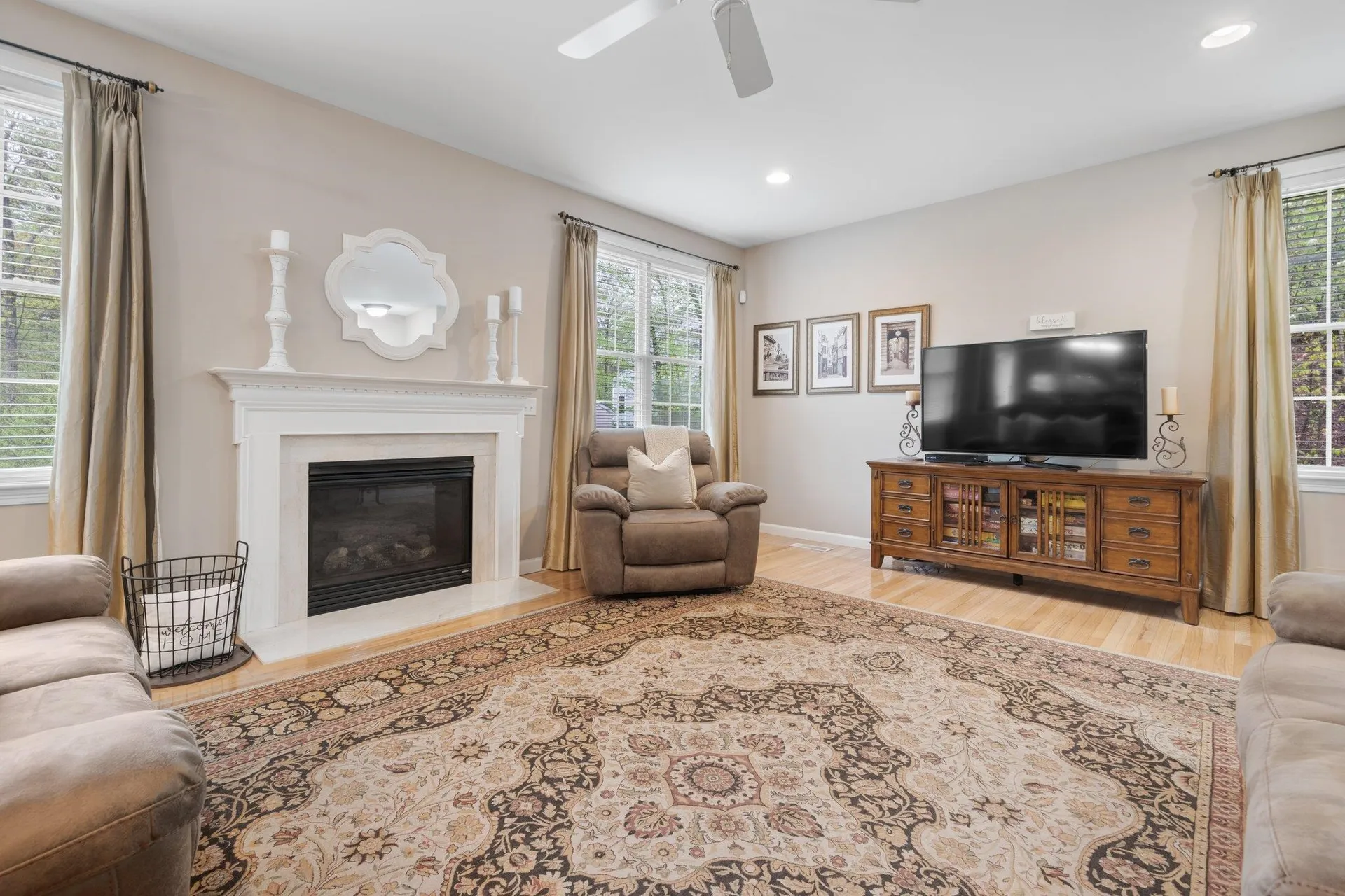 30 Pondfield Road Bedford NH 03110