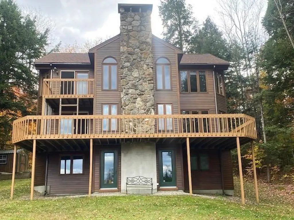 103 Moat View Drive Albany NH 03818