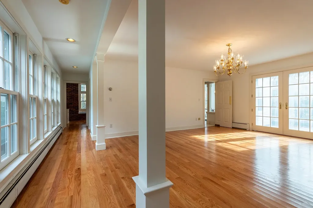 7 Heather Lane Hanover NH 03755