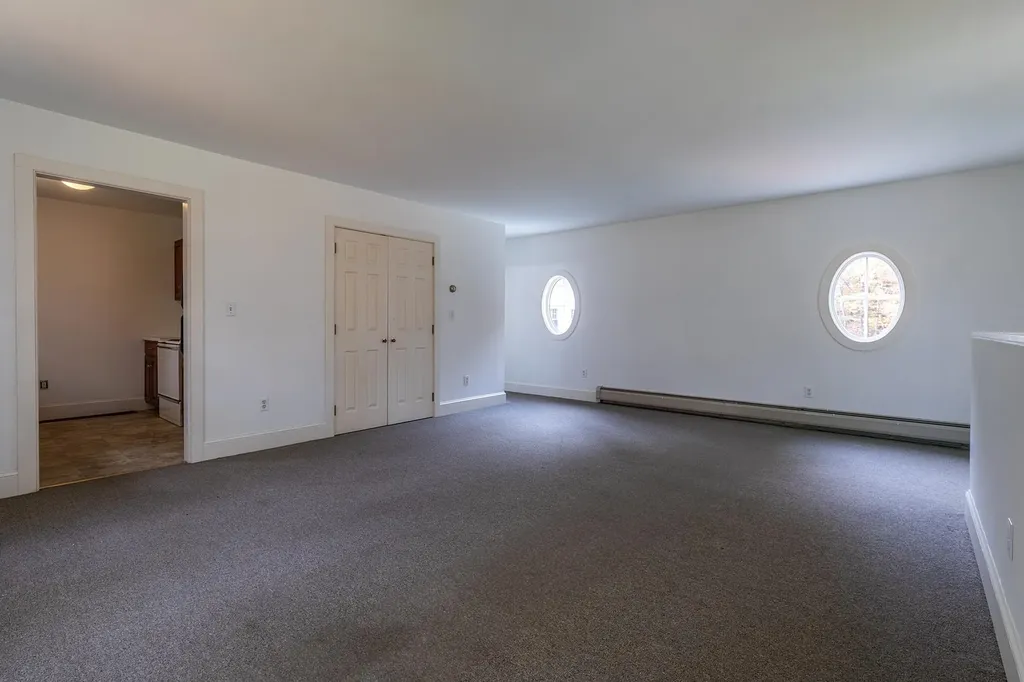 7 Heather Lane Hanover NH 03755