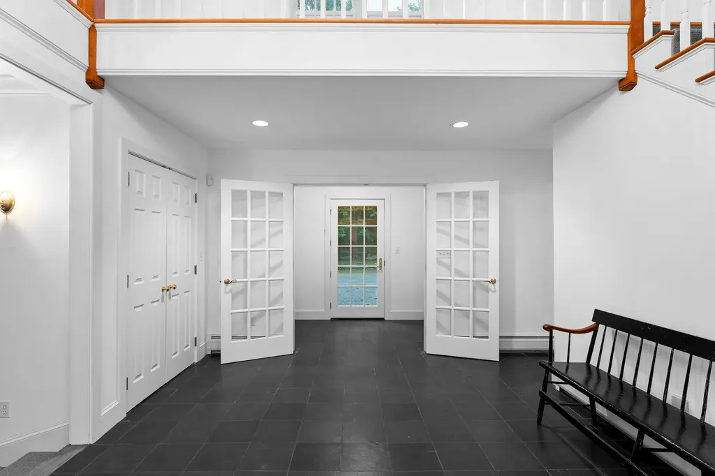 7 Heather Lane Hanover NH 03755