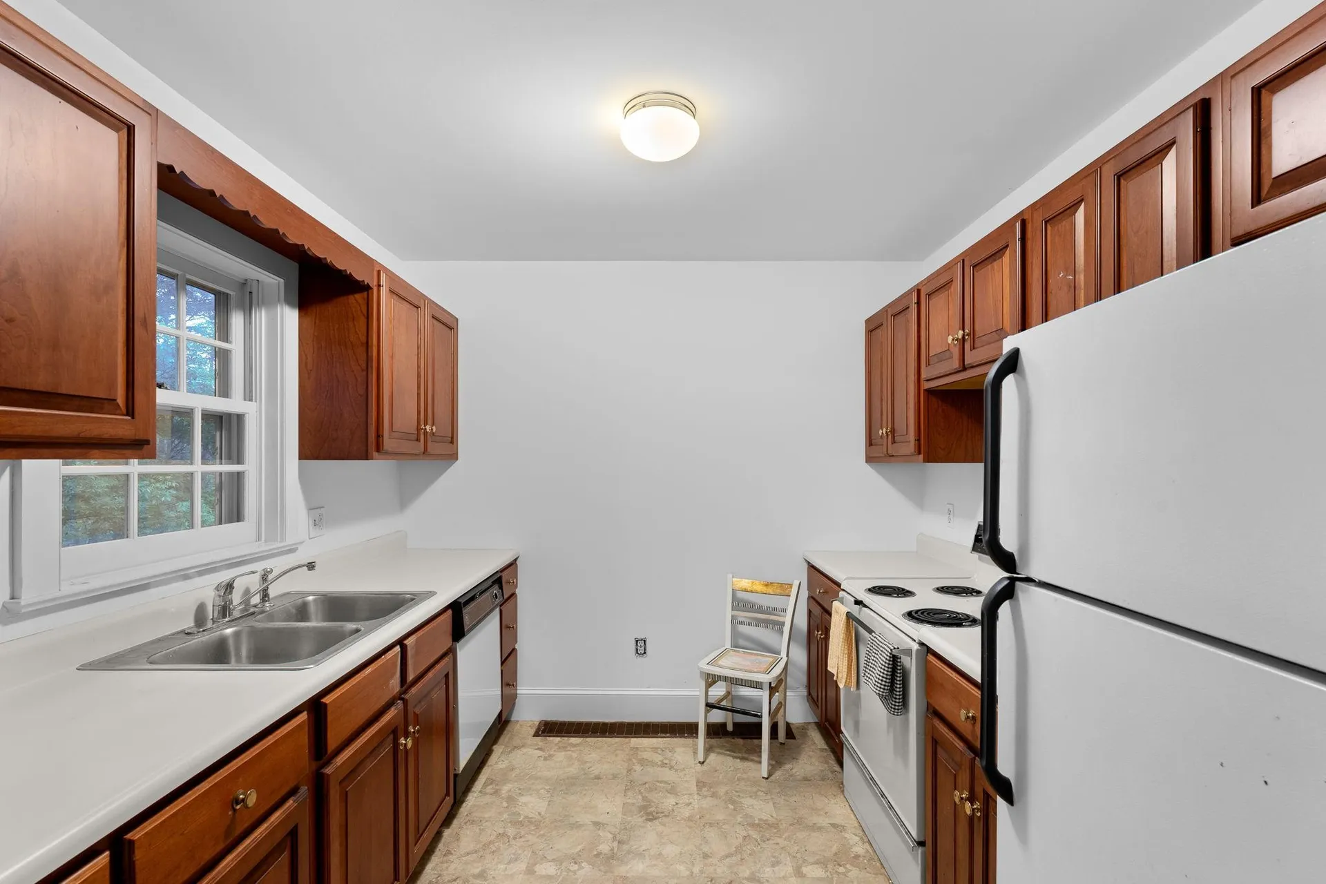 7 Heather Lane Hanover NH 03755