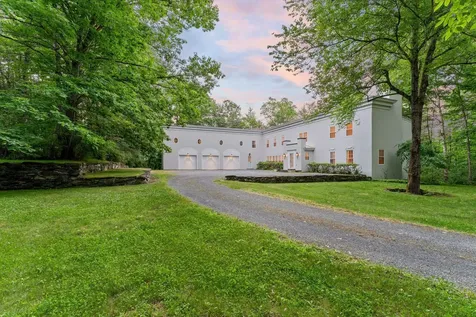 7 Heather Lane Hanover NH 03755