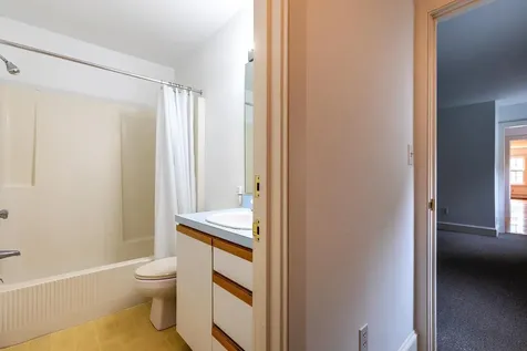 7 Heather Lane Hanover NH 03755