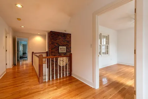 7 Heather Lane Hanover NH 03755