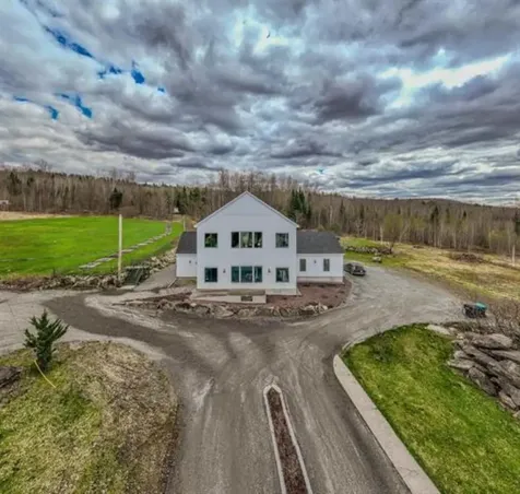 1742 Main Street Bethlehem NH 03574