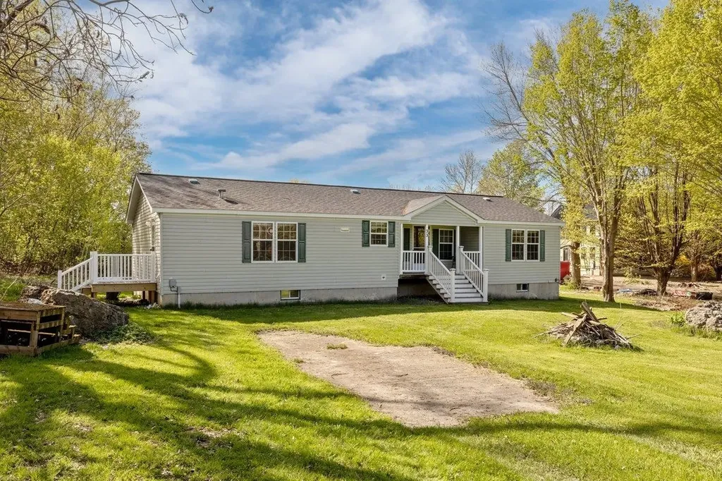 33 North Shore Road Isle La Motte VT 05463
