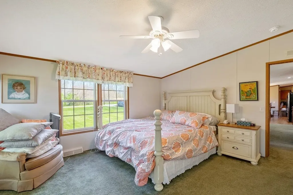 33 North Shore Road Isle La Motte VT 05463