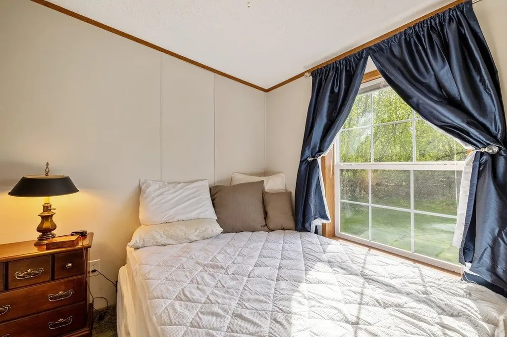 33 North Shore Road Isle La Motte VT 05463