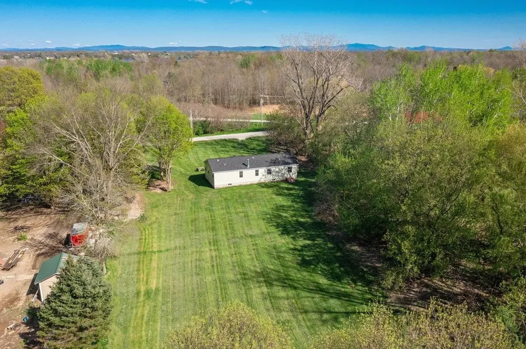 33 North Shore Road Isle La Motte VT 05463