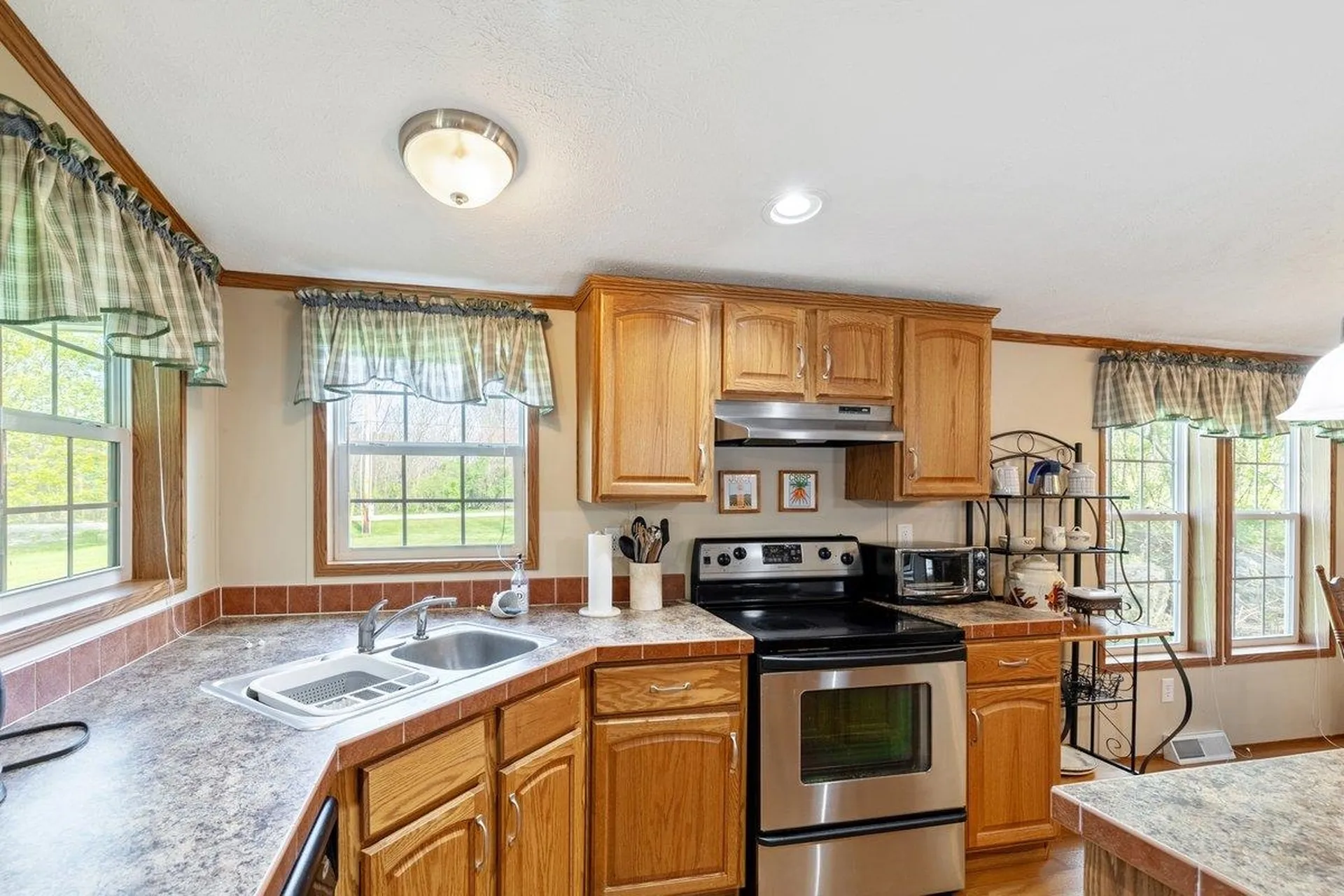 33 North Shore Road Isle La Motte VT 05463