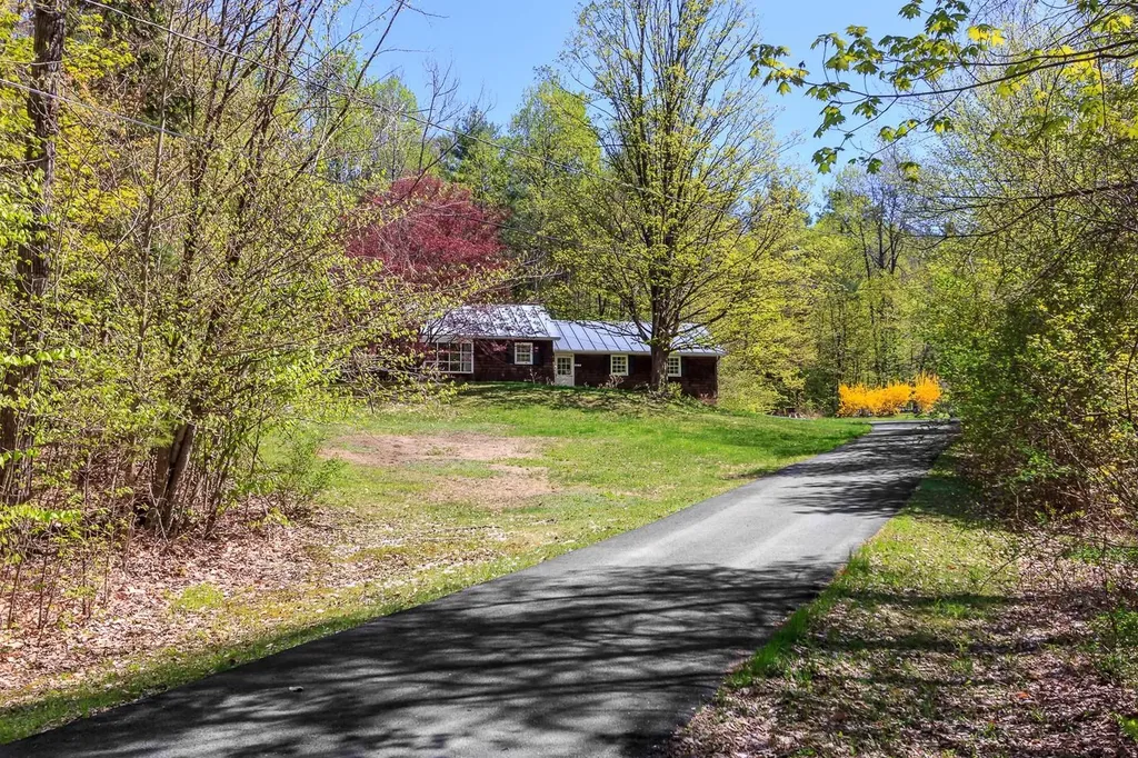 1520 Thrasher Road Weathersfield VT 05030