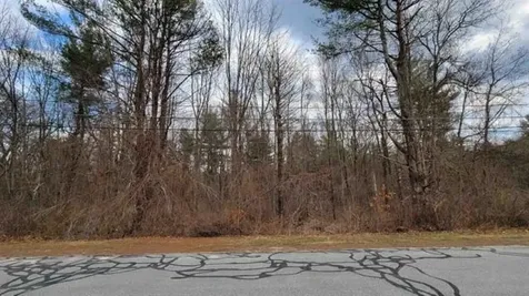 5 Indian Valley Road Pelham NH 03076