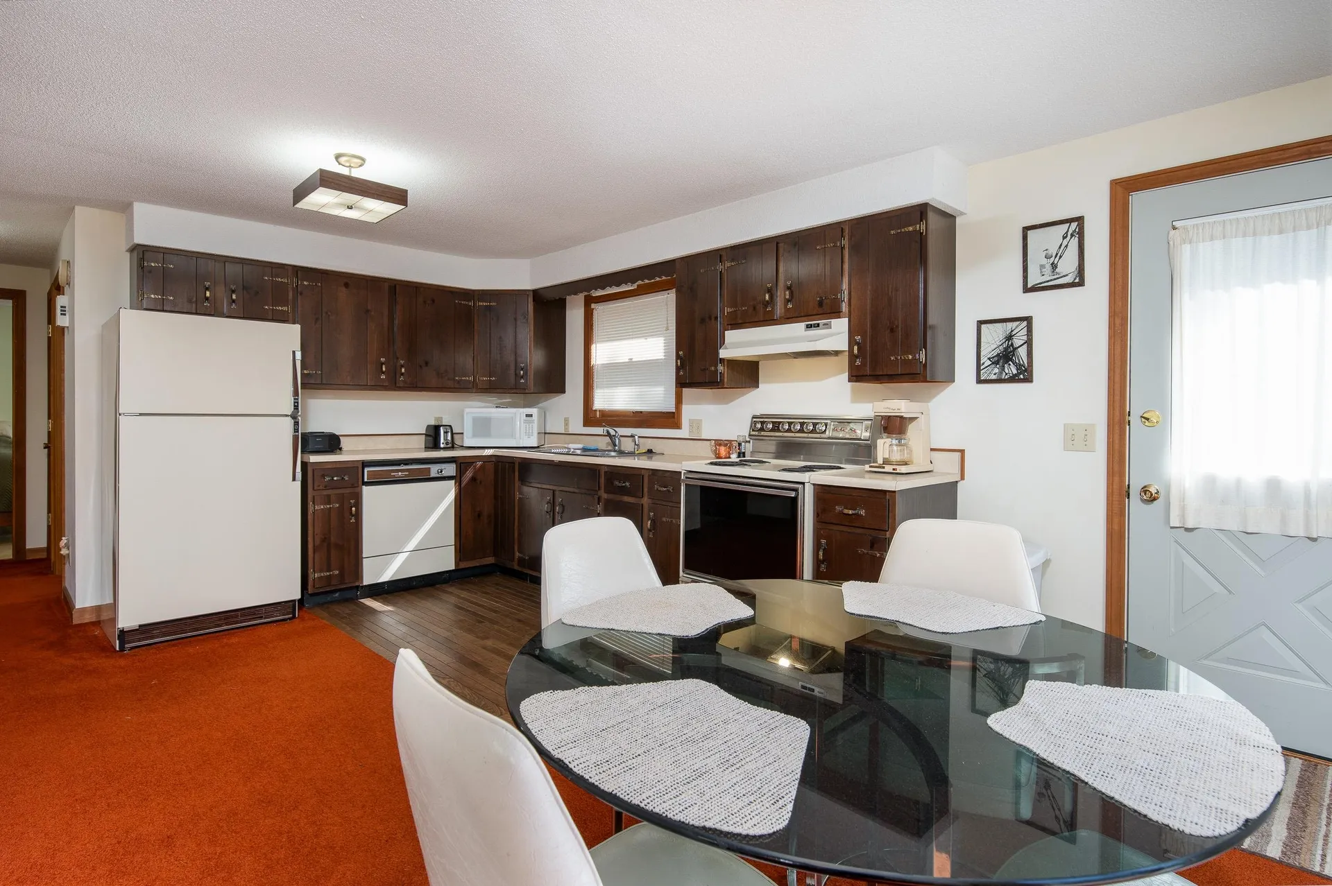 2074 Route 100 Pittsfield VT 05762