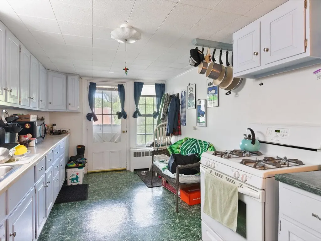 34 South Maple Street Vergennes VT 05491