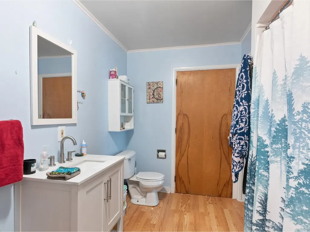 34 South Maple Street Vergennes VT 05491