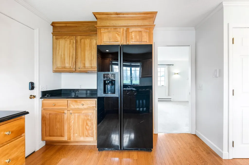 127 Hilltop Place New London NH 03257
