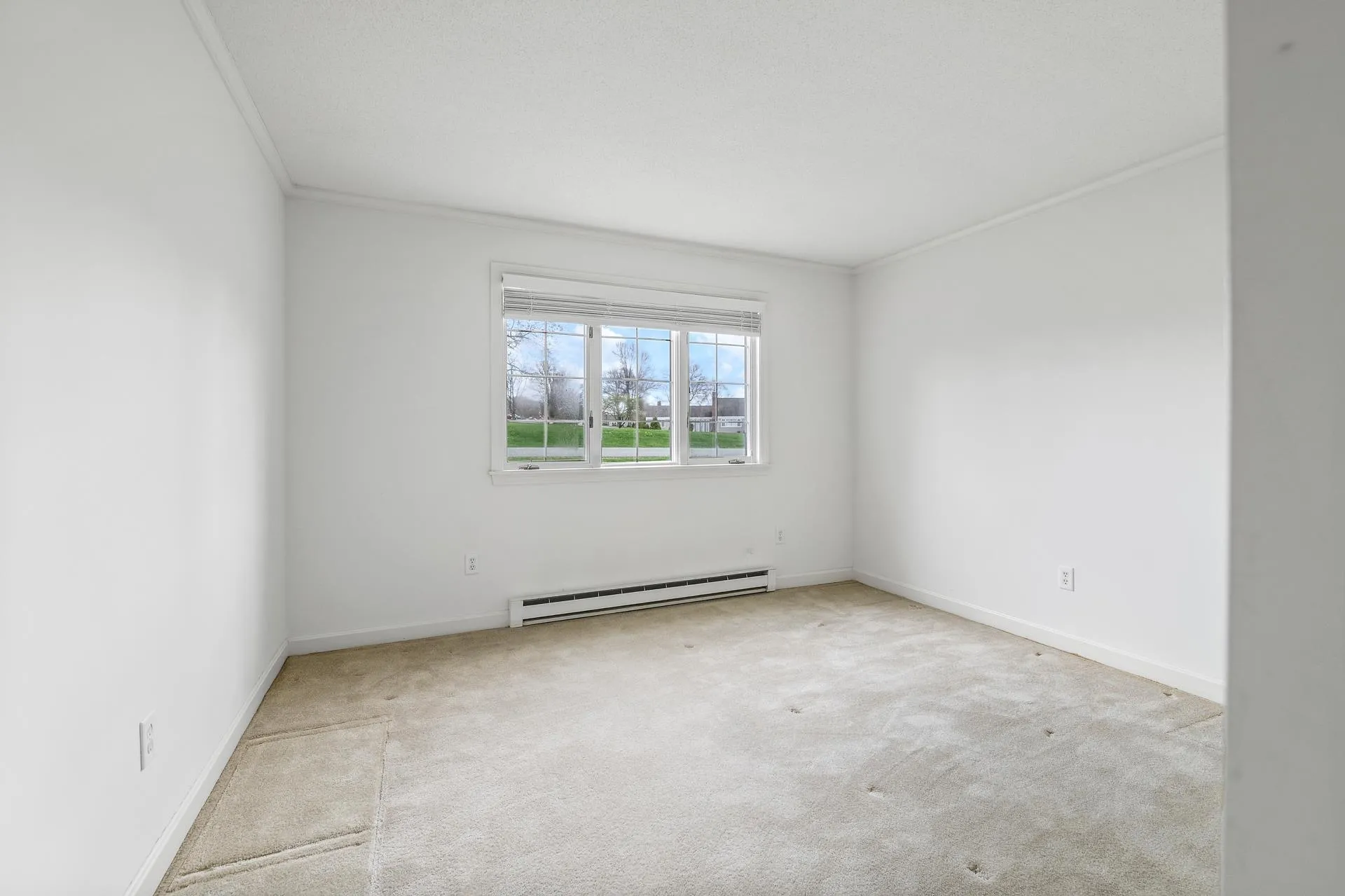 127 Hilltop Place New London NH 03257