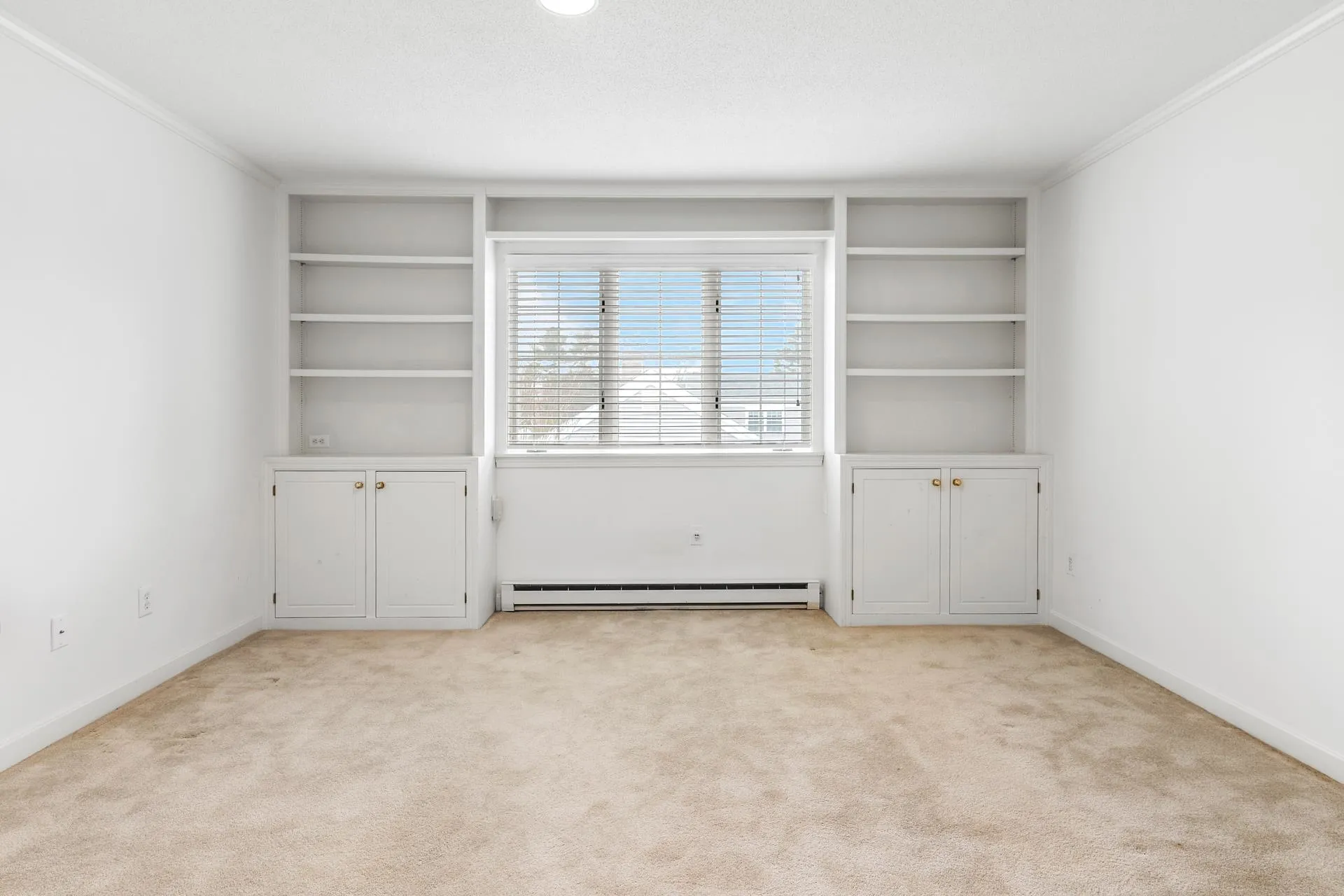 127 Hilltop Place New London NH 03257