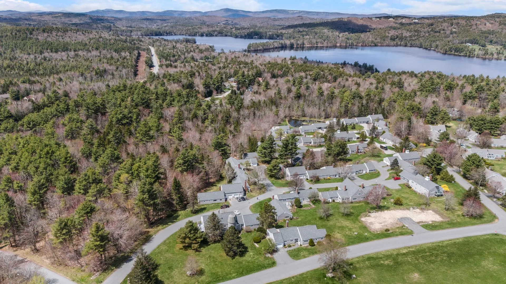 127 Hilltop Place New London NH 03257