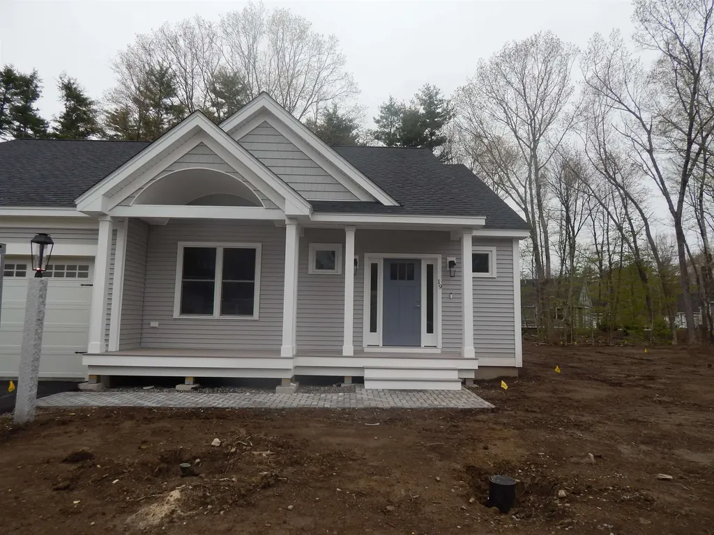 19 Sage Drive Hampton NH 03842