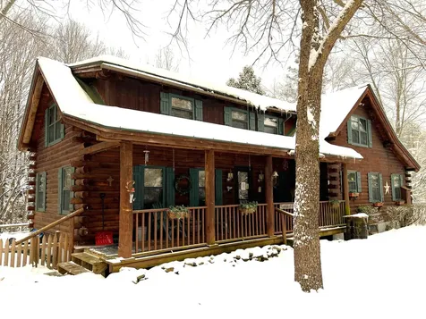 192 Brothers Road Hartland VT 05048