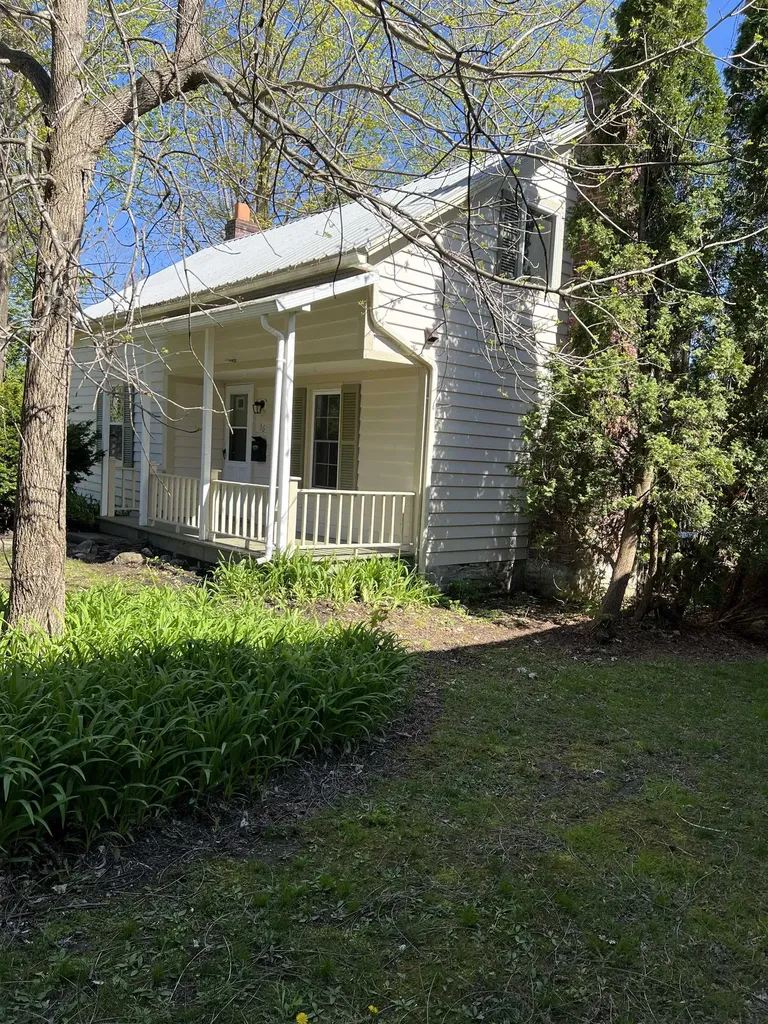 36 Seminary Street Middlebury VT 05753