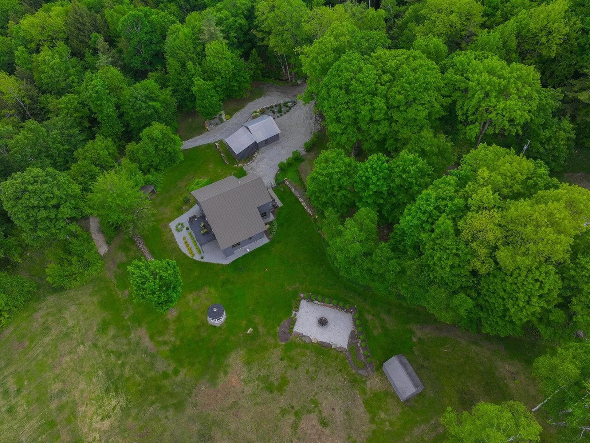 412 North County Road Groton VT 05046