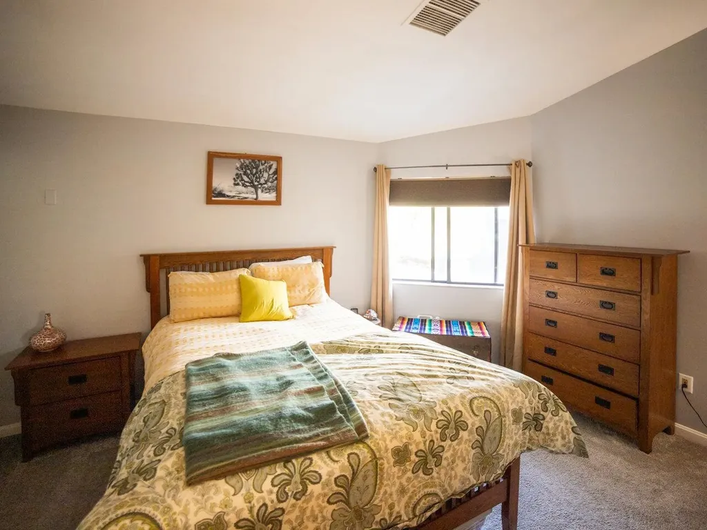 10 Kellogg Road Essex Junction VT 05452